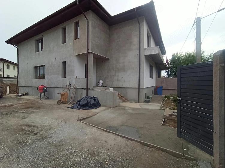 Casă cu 4 camere cu Teren 335 Mp în Central