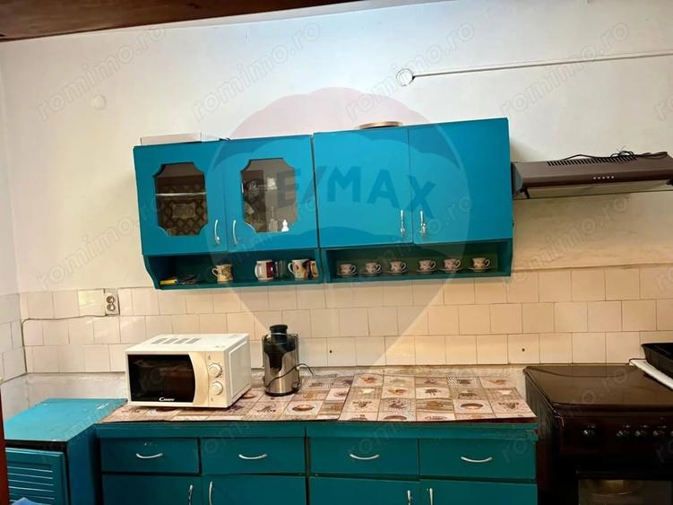 Casă cu 2 camere cu Teren 557 Mp în Central