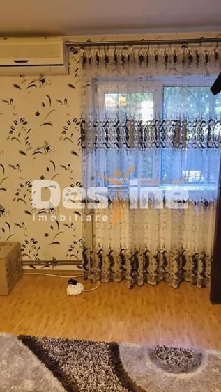 Casă individuală cu 5 camere cu Canalizare în Bucureștii Noi