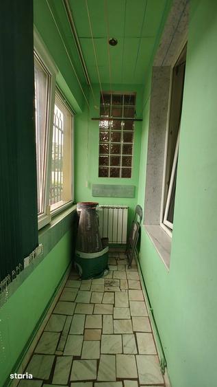 De vanzare/inchiriere apartamentin vila,zona liceul Decebal - 14