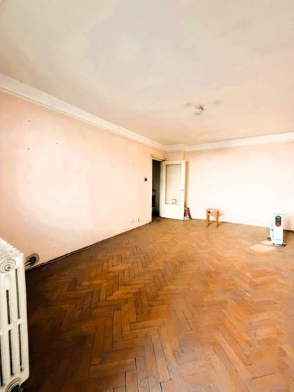 Apartament cu 2 camere decomandat în Oancea