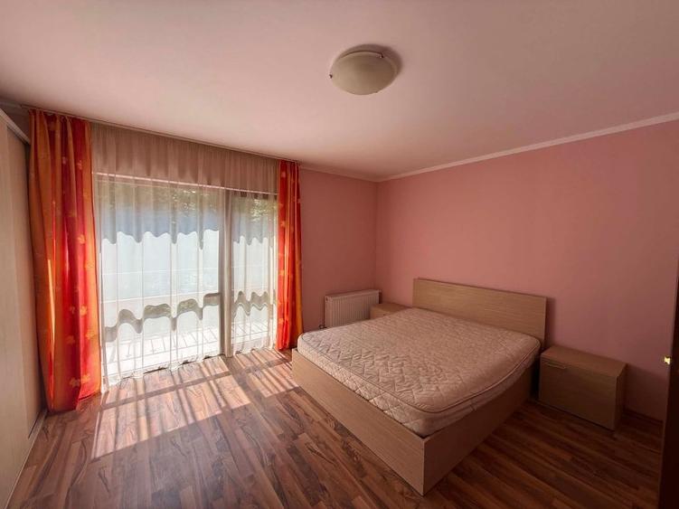 Casă cu 4 camere cu Teren 80 Mp în Andrei Mureșanu
