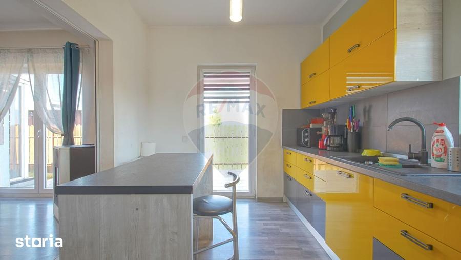 Casă cu 4 camere cu Teren 284 Mp în Bartolomeu