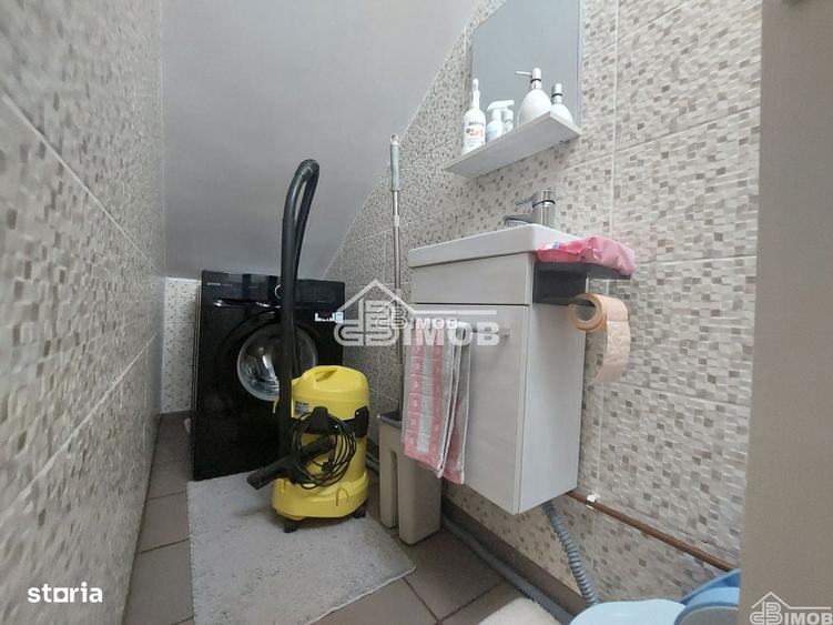 Casă cu 4 camere în Matraca