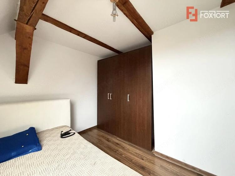 Apartament cu 3 camere decomandat în Complex Studențesc