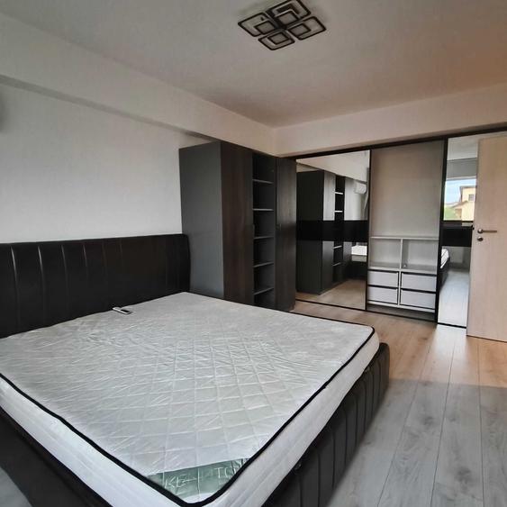 Apartament cu 2 camere decomandat în Berceni