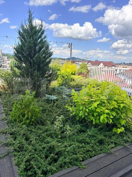 Apartament cu 2 camere decomandat, mobilat în Tractorul