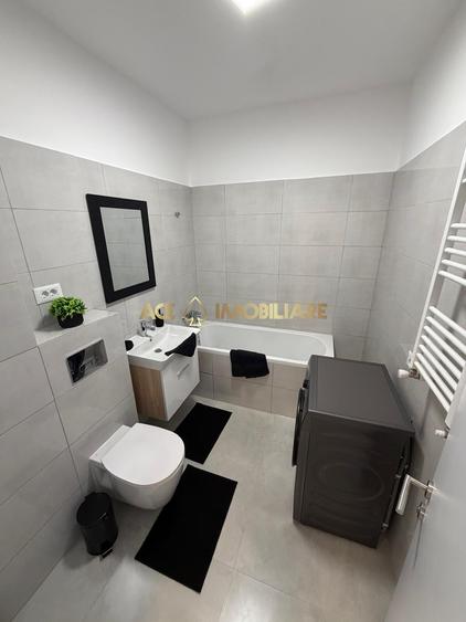 Apartament cu 2 camere decomandat, mobilat în Păcii