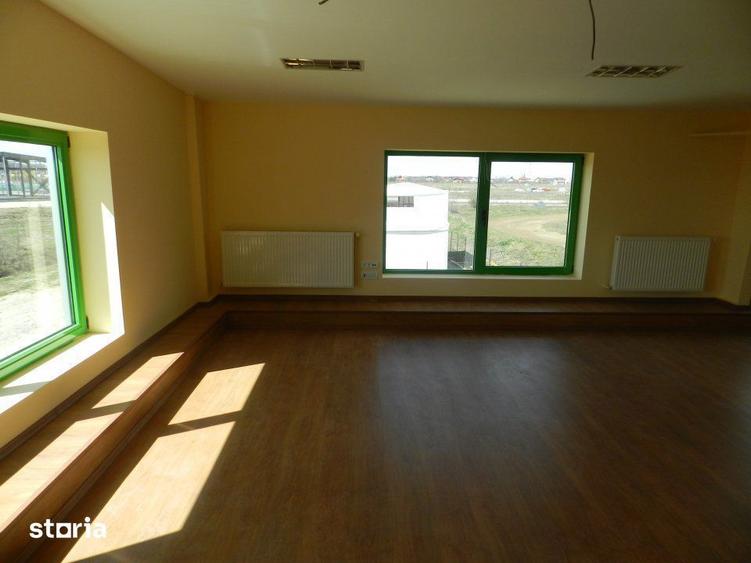 Spațiu comercial, de 686 mp, în Mogoșoaia