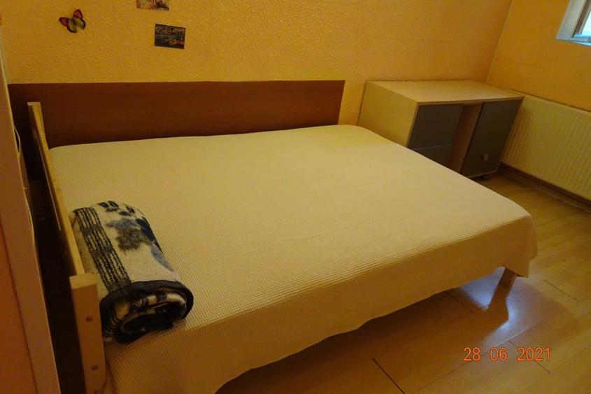Garsonieră decomandată în Păcii