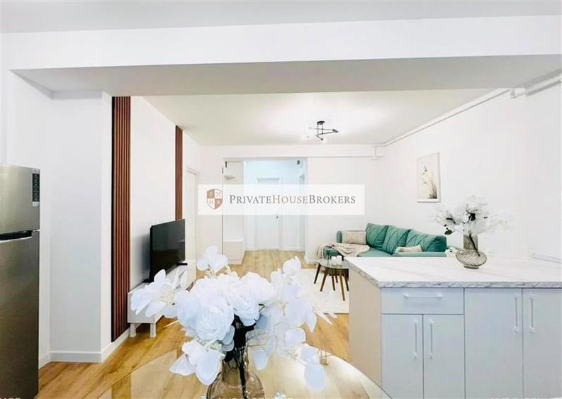 Apartament cu 2 camere semidecomandat, mobilat în Pipera
