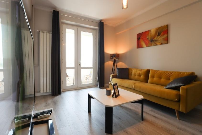 Apartament cu 2 camere decomandat, mobilat în Kogălniceanu
