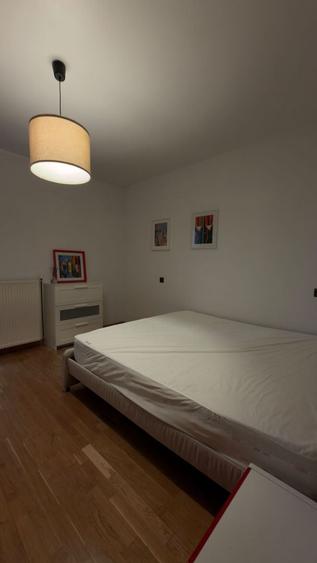 Apartament cu 2 camere decomandat în Văcăresti