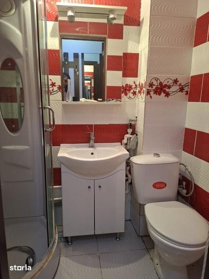 Apartament cu 3 camere semidecomandat în Valea Rosie