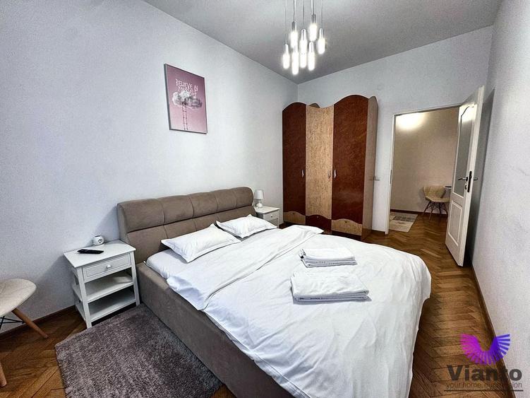 Apartament cu 4 camere, mobilat în Central