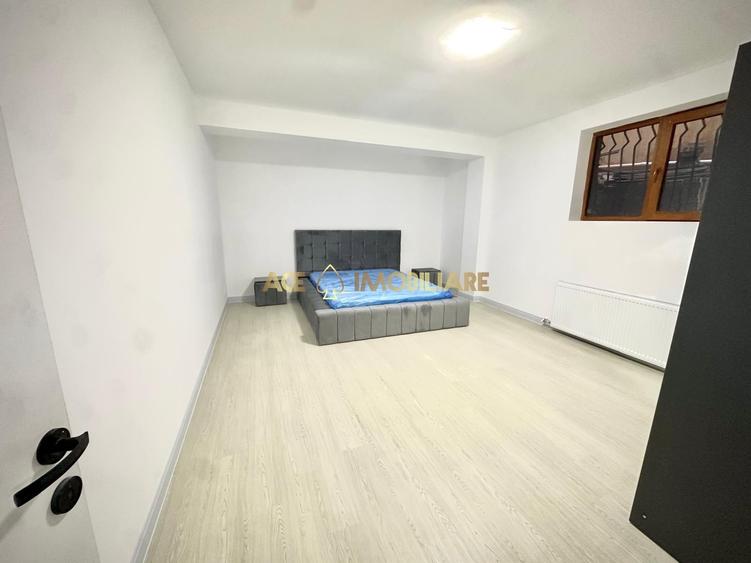 Apartament cu 3 camere semidecomandat, mobilat în Jiului
