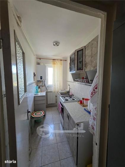Apartament cu 3 camere decomandat în Alexandru cel Bun