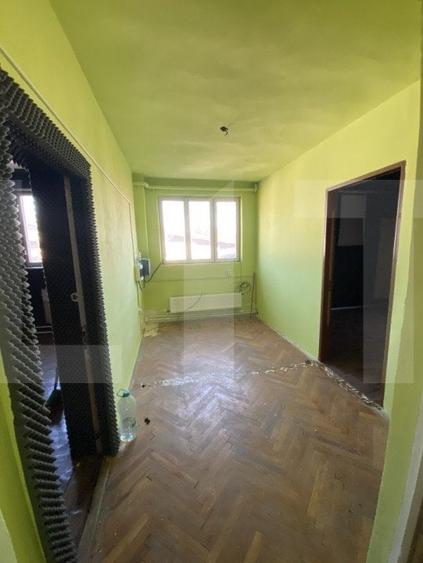 Spațiu industrial, de 500 mp, în Semicentral