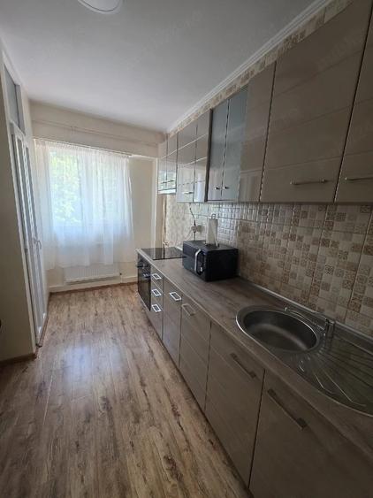 Inchiriez apartament 2 camere - 5