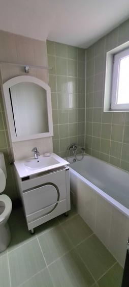 Inchiriez apartament 3 camere Hunedoara, bloc reabilitat, loc parcare. - 6