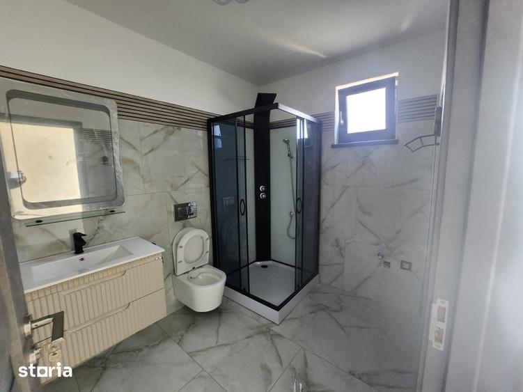 Casă cu 4 camere cu Teren 575 Mp în Hemeiuș