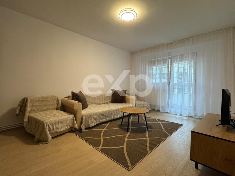 Apartament cu 3 camere decomandat în Mărăști