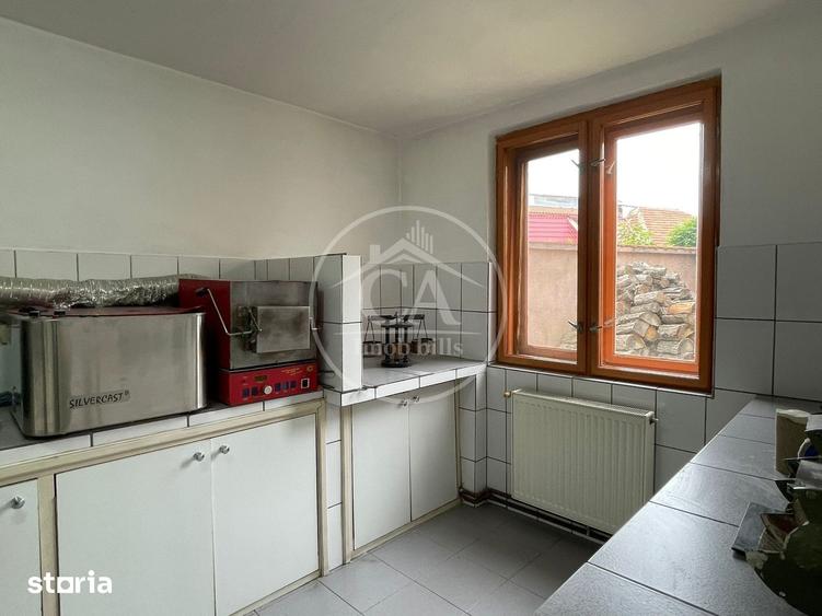 Casă cu 8 camere cu Teren 249 Mp în Calea Aradului