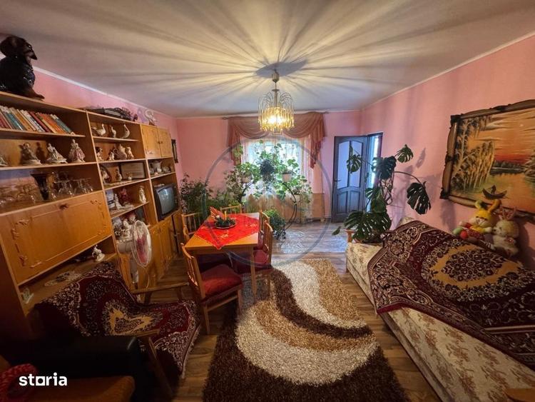 Casă cu 4 camere în Panaci