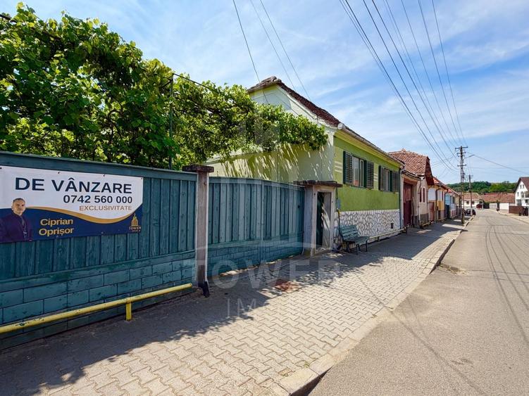 Casă individuală cu 5 camere cu Canalizare în Vest