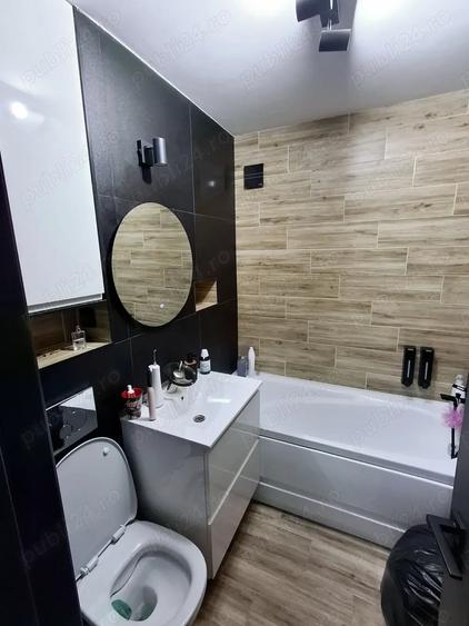 Garsonieră decomandată în Central