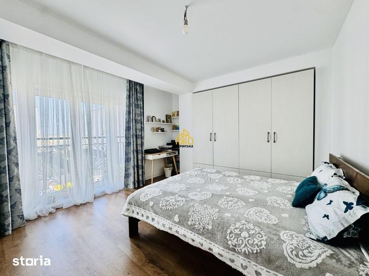 Casă cu 5 camere cu Teren 300 Mp în Domnești