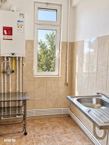 Apartament cu 2 camere decomandat în Centrul Civic