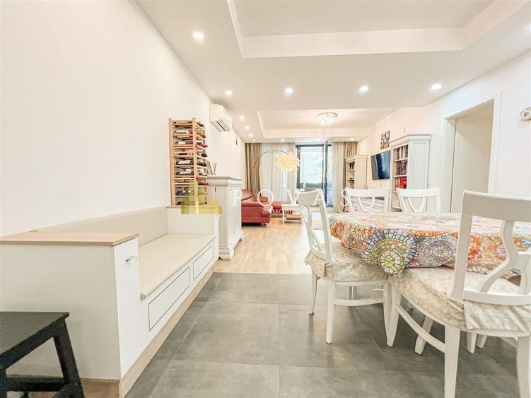 Apartament cu 4 camere semidecomandat, mobilat în Grădina Icoanei