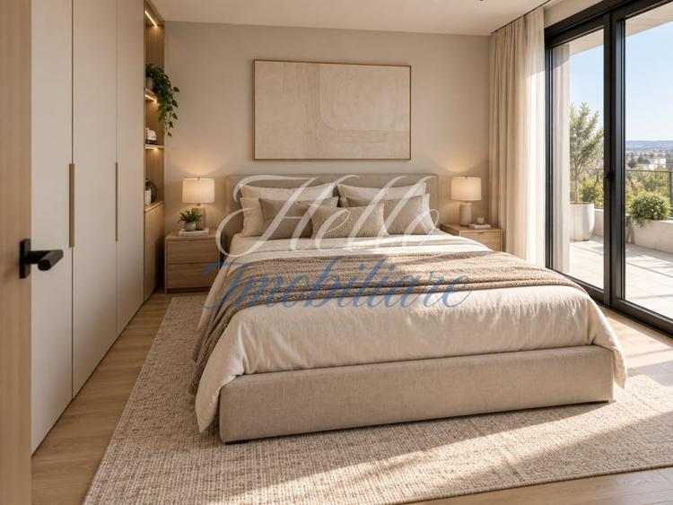 Penthouse cu 5 camere semidecomandat în Florești