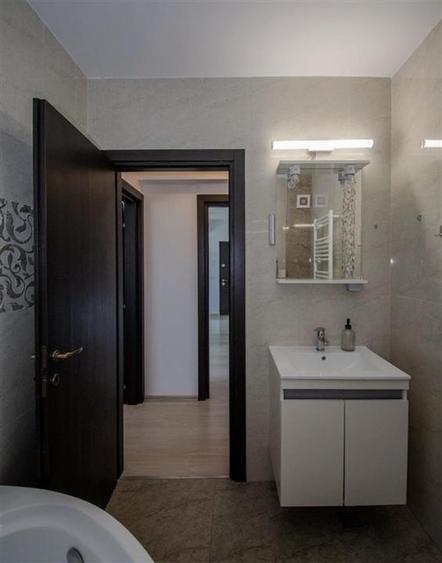 Apartament cu 2 camere decomandat în Bucium