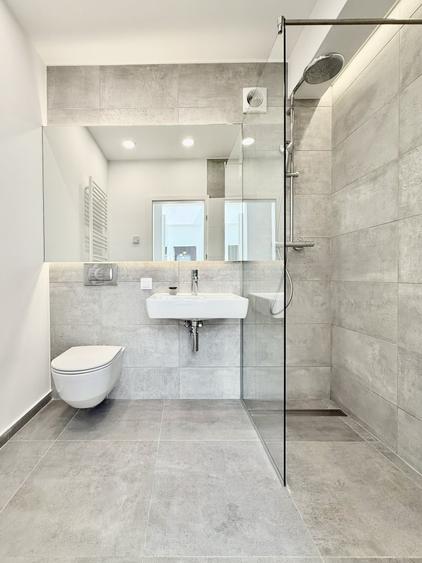 Apartament cu 3 camere decomandat, mobilat în Dămăroaia