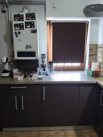 Apartament cu 4 camere decomandat, mobilat în Apărătorii Patriei