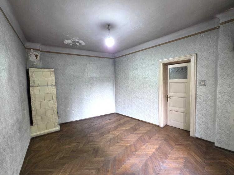 Casă individuală cu 3 camere cu Teren 300 Mp în Foișorul de Foc
