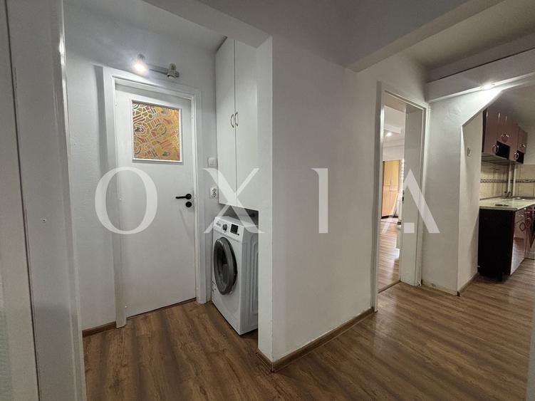 Apartament cu 3 camere decomandat, mobilat în Cetății