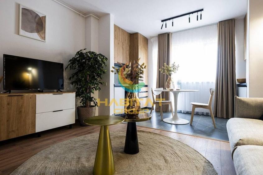 Apartament cu 3 camere decomandat în Nord-Est