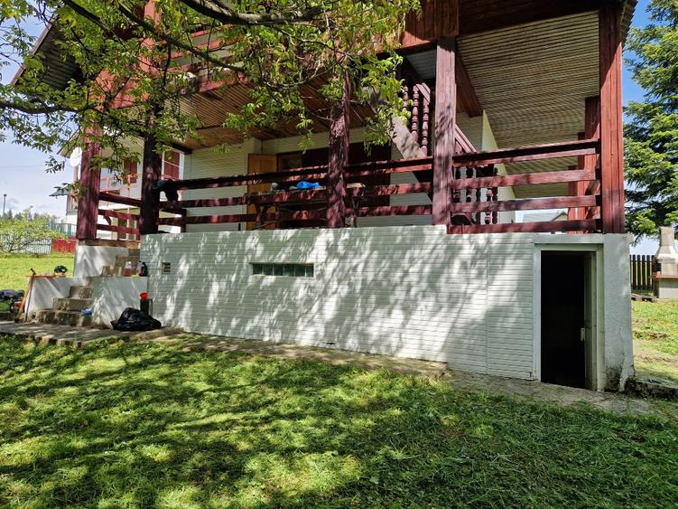 Casă individuală cu 3 camere cu Teren 738 Mp în Central