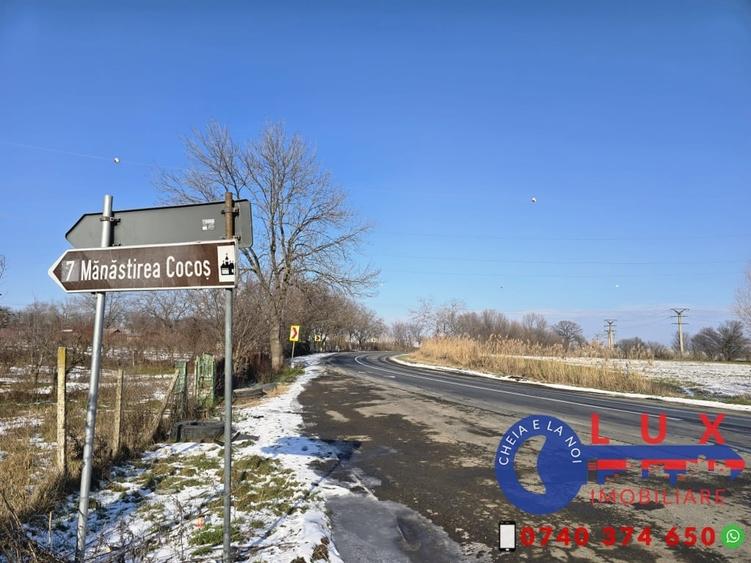 Teren agricol extravilan de 11000 mp, în Niculițel