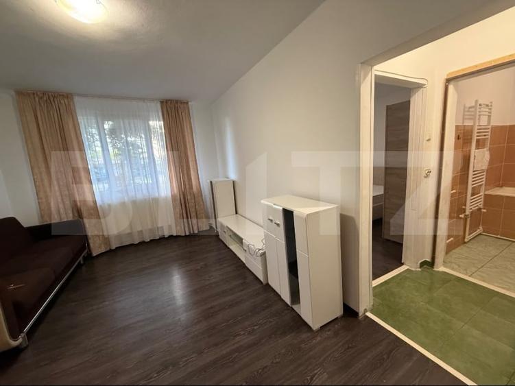 Apartament cu 2 camere, 56 mp, semidecomandat, zona Bd. Cosbuc - 2