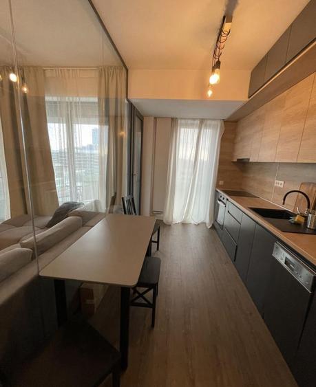 Apartament cu 2 camere semidecomandat, mobilat în Pipera — fotografia 2