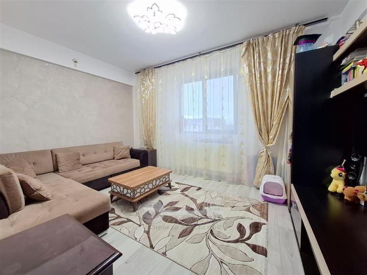 Apartament cu 2 camere decomandat, mobilat în Galata