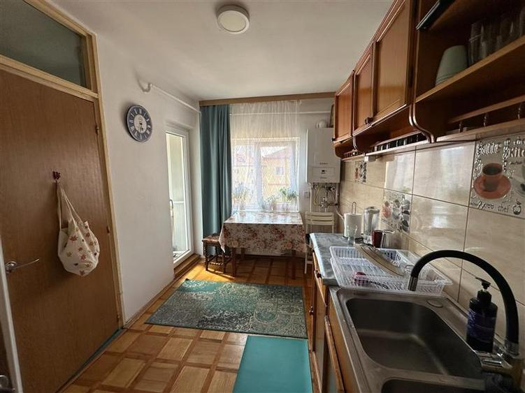 Resita, Apt. 3 cam.Conf.1 Sporit, Central, Zona Piata Sud - 26
