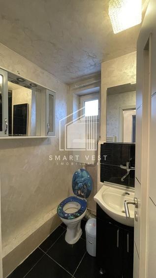 Apartament cu 2 camere semidecomandat, mobilat în Botizului