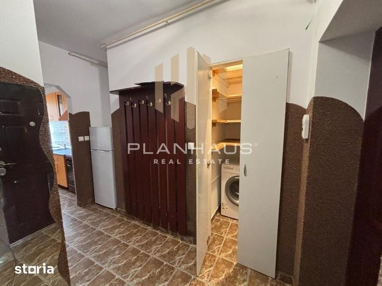 Apartament cu 2 camere decomandat în Republicii