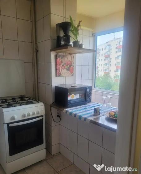 Garsonieră decomandată în Tineretului