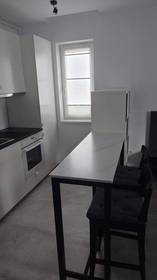 Inchiriez apartament cu o camera - 8